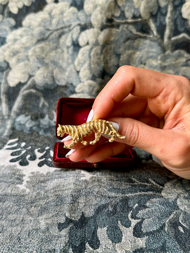 Vintage gold-plated tiger brooch