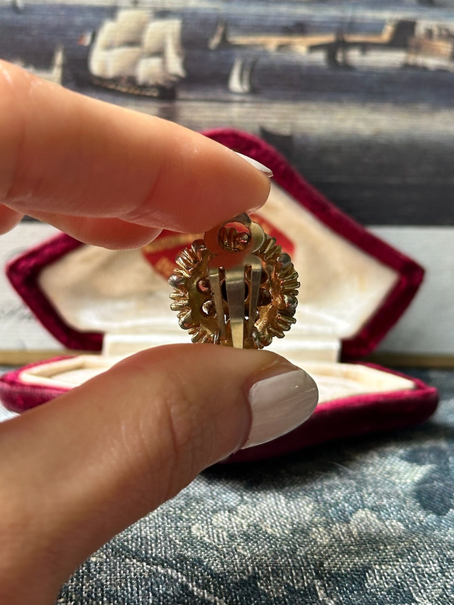 Vintage purple stone and pearl clip-on earrings