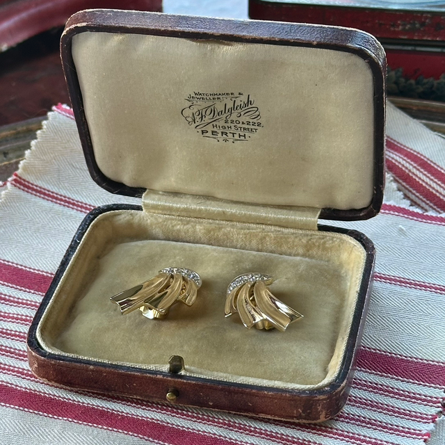 Vintage rhinestone shooting star clip on earrings