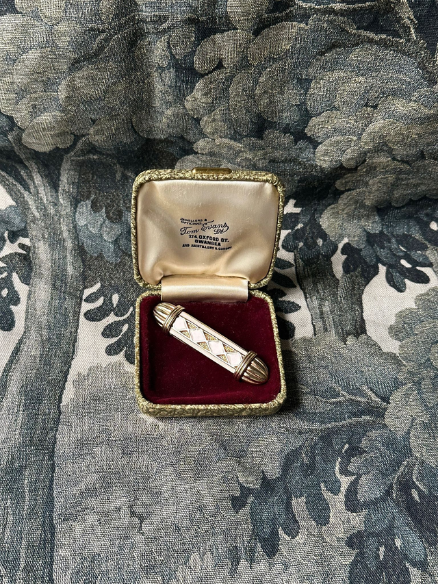 Vintage White Enamel & Gold-Tone Long Brooch