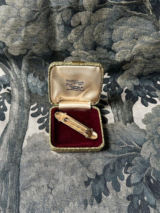 Vintage White Enamel & Gold-Tone Long Brooch