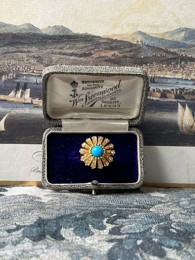 Vintage turquoise colour halo ring