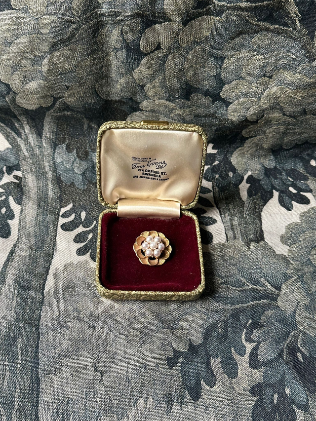 Vintage Sarah Coventry Flower Brooch