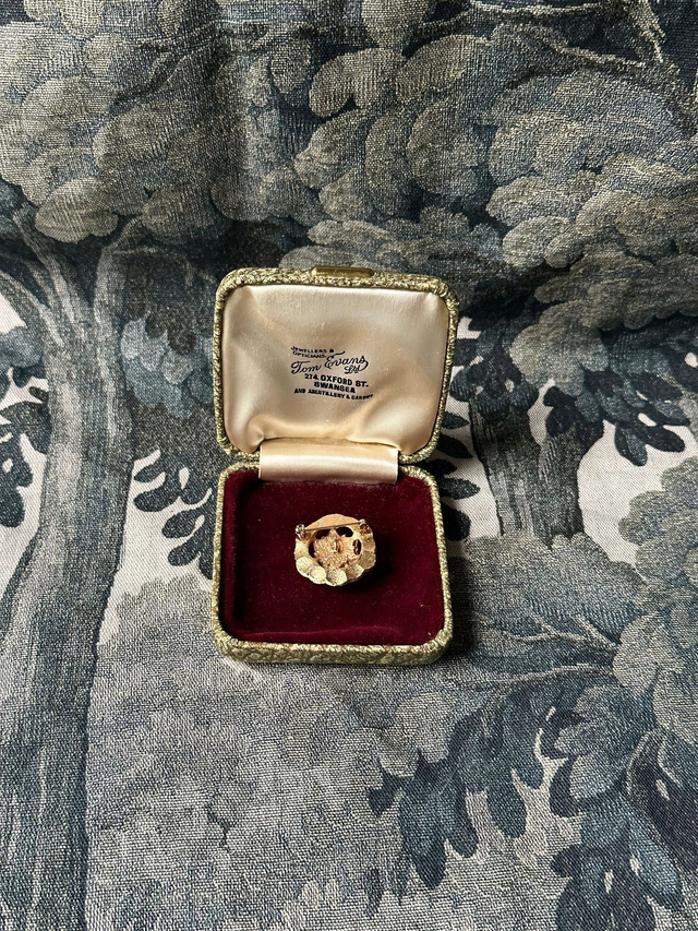 Vintage Sarah Coventry Flower Brooch