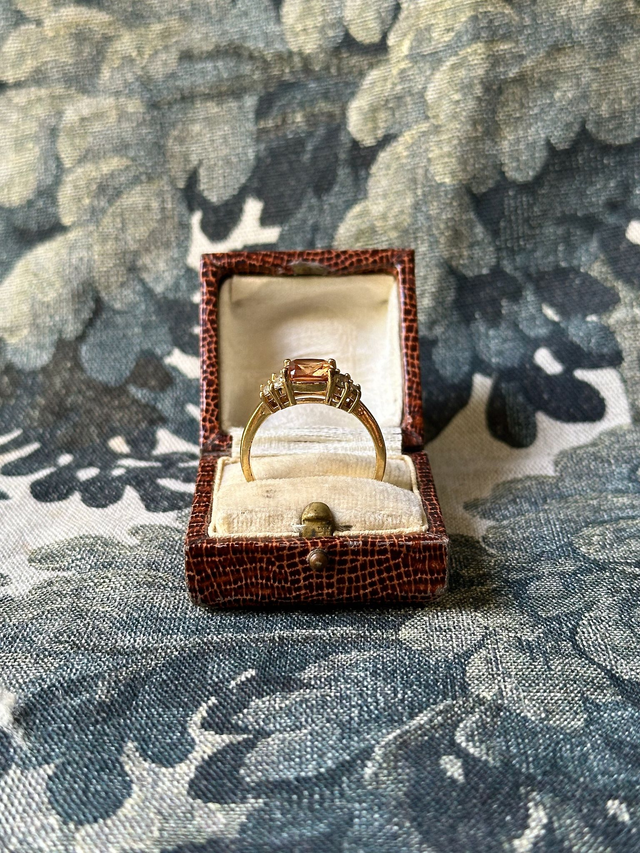 Vintage peach stone three tier ring