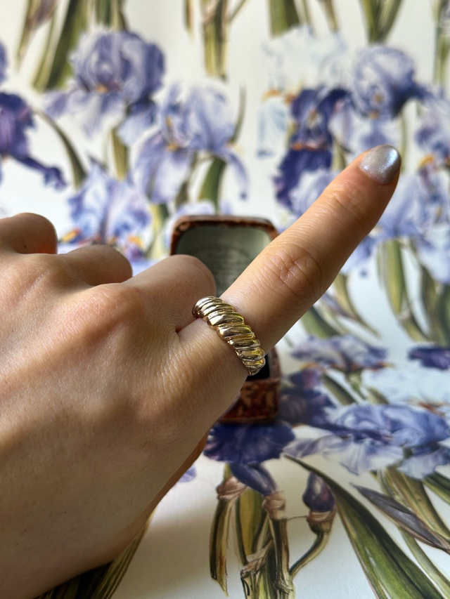 1970s gold-plated baguette ring