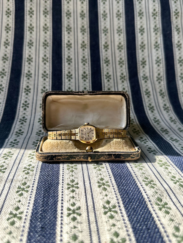 1970s Rotary textured gold-plated mechanical watch