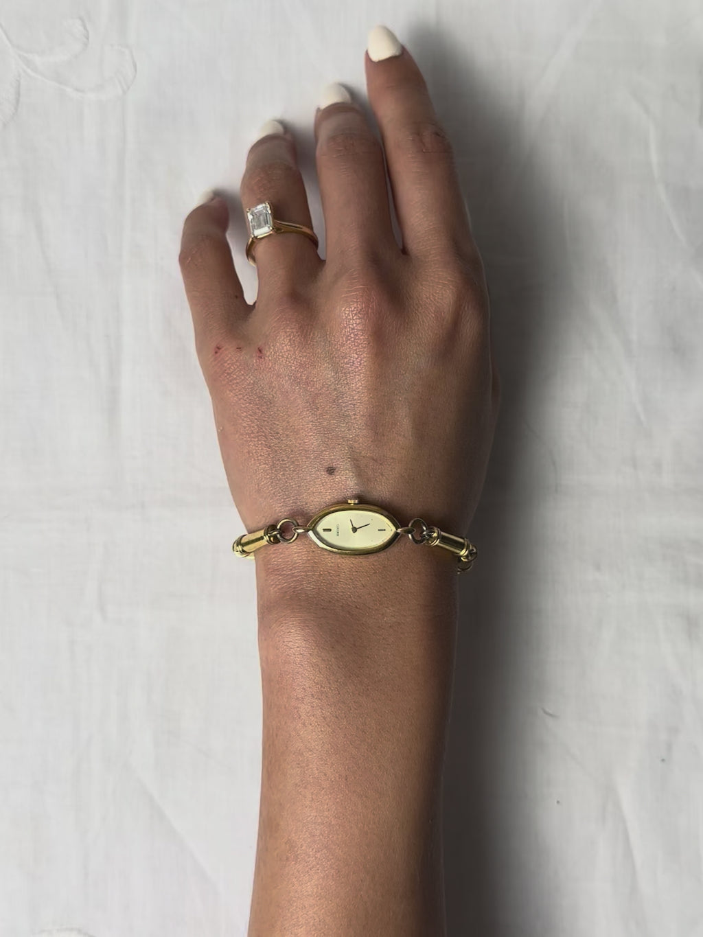 1980s Seiko barrel link gold-plated quartz watch
