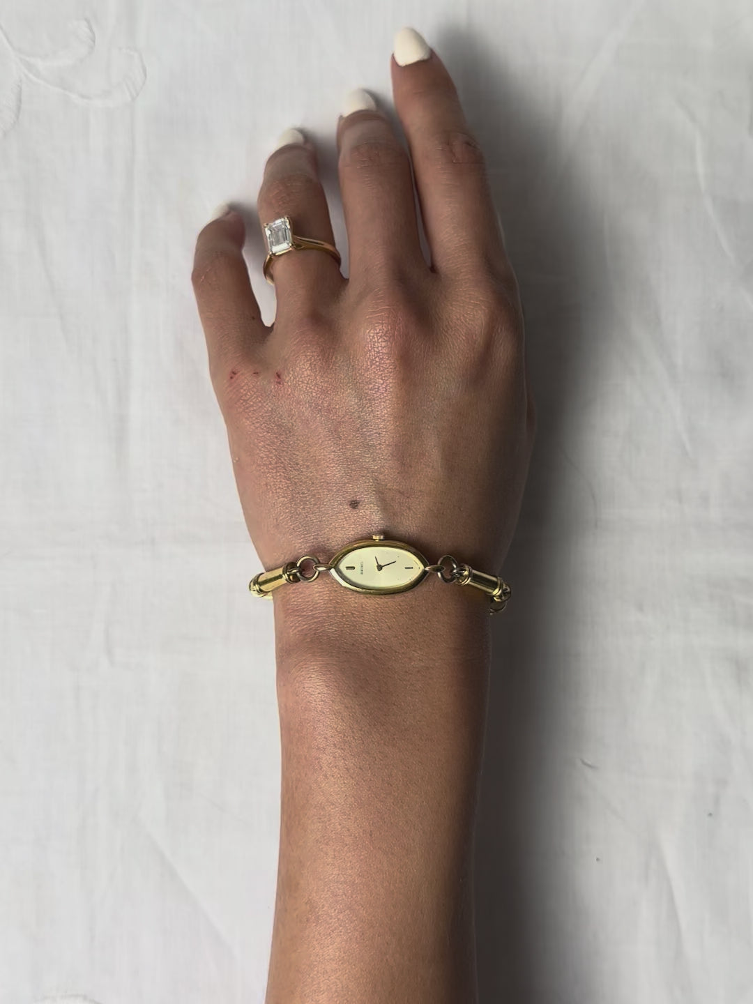 1980s Seiko barrel link gold-plated quartz watch