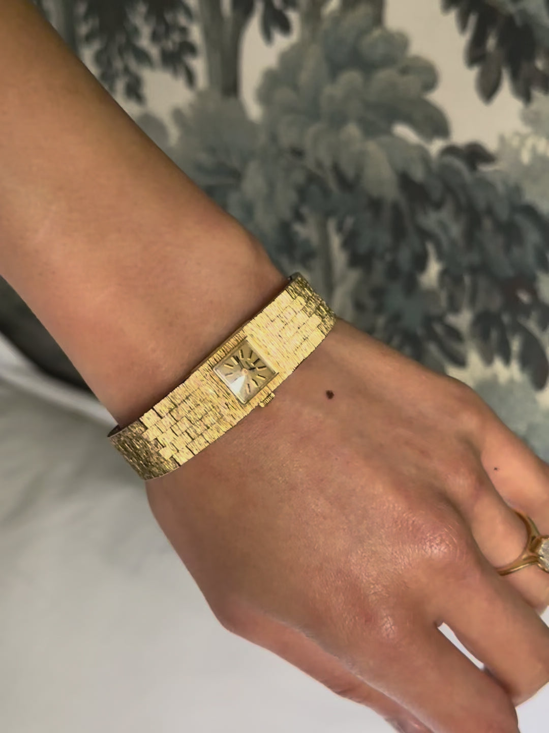 1970s Regency square gold-plated mechanical watch