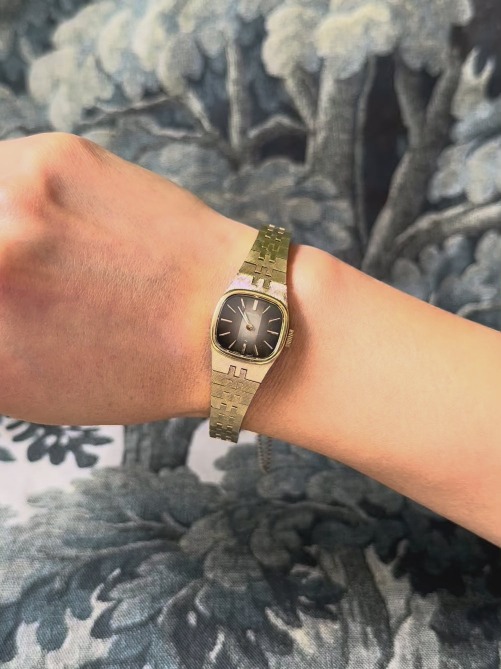 1970s Seiko brown dial gold-plated mechanical watch