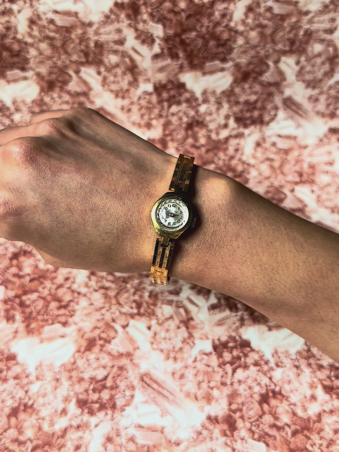 1970s Grovana gold-plated 17 jewels mechanical watch