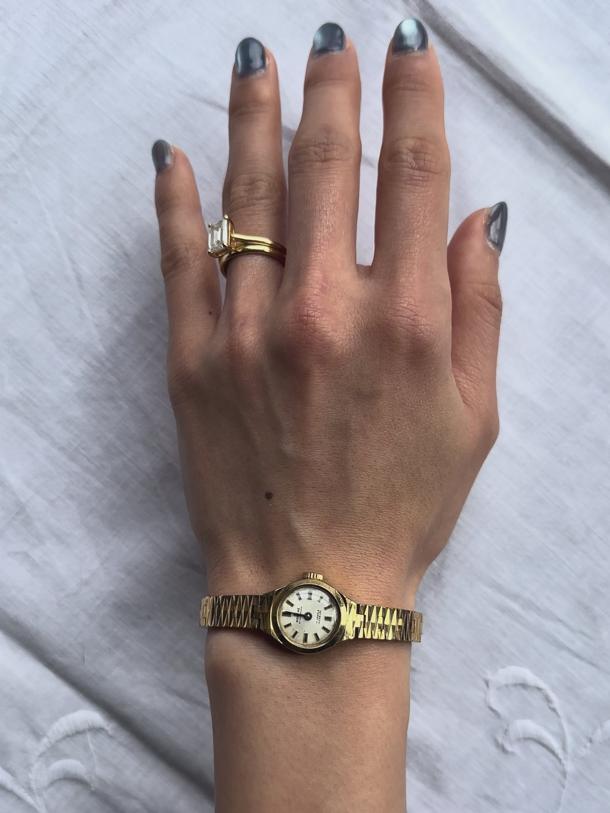 1970s Montine Textured Gold-Plated Mechanical Watch