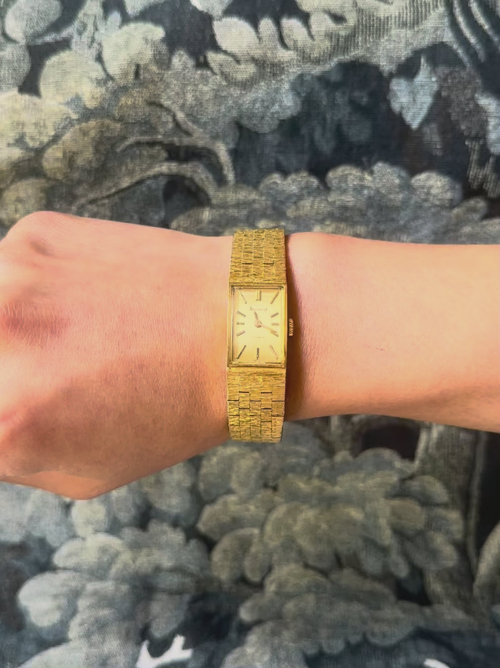 1970s Accurist Gold-Plated Mechanical Watch