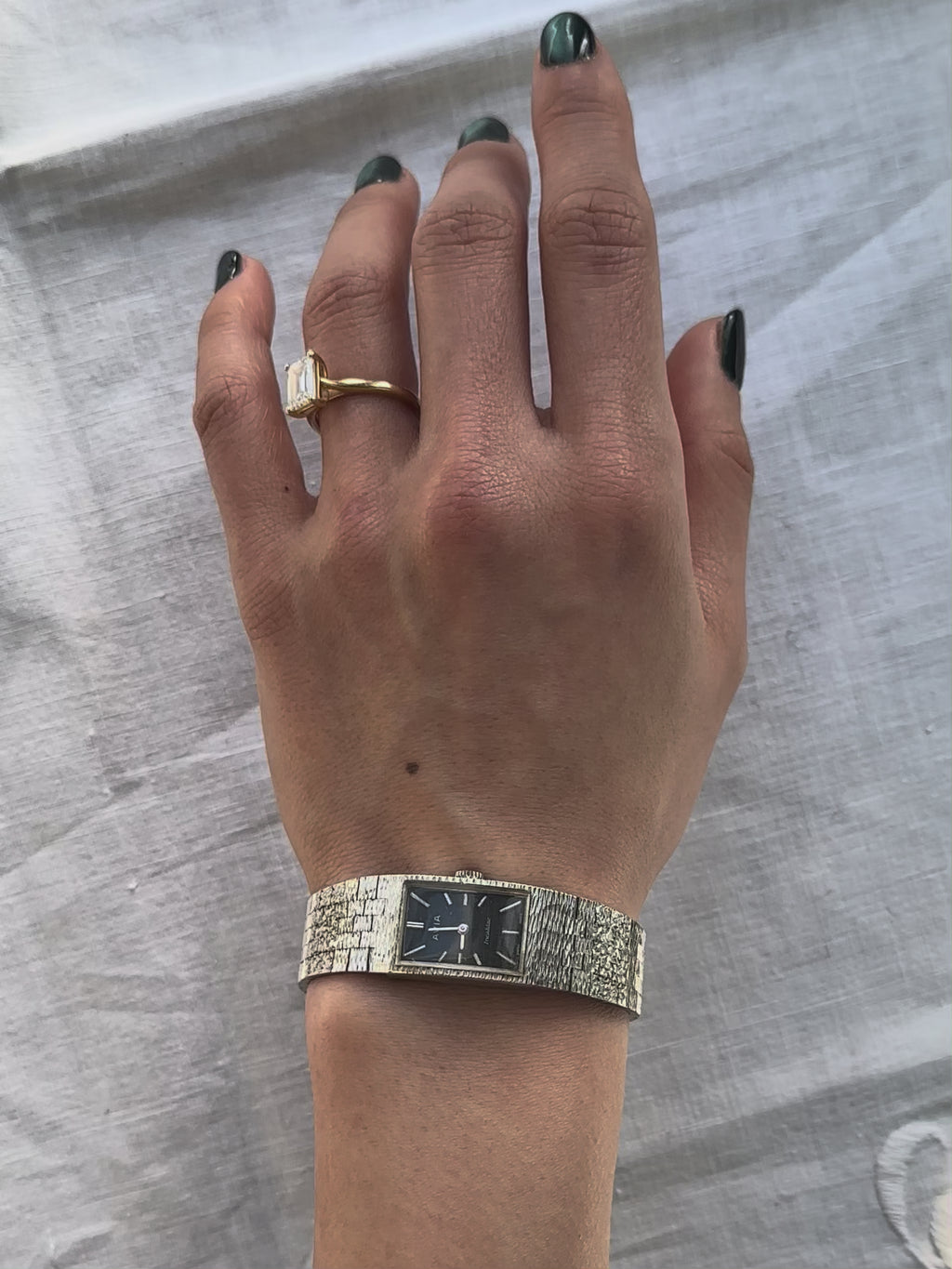 1970s Avia Silver-Plated Rectangular Mechanical Watch