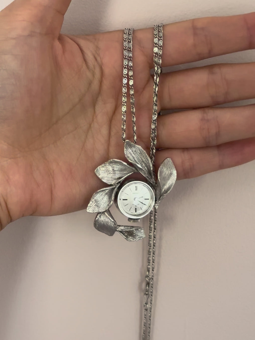 1970s Seiko floral mechanical watch necklace