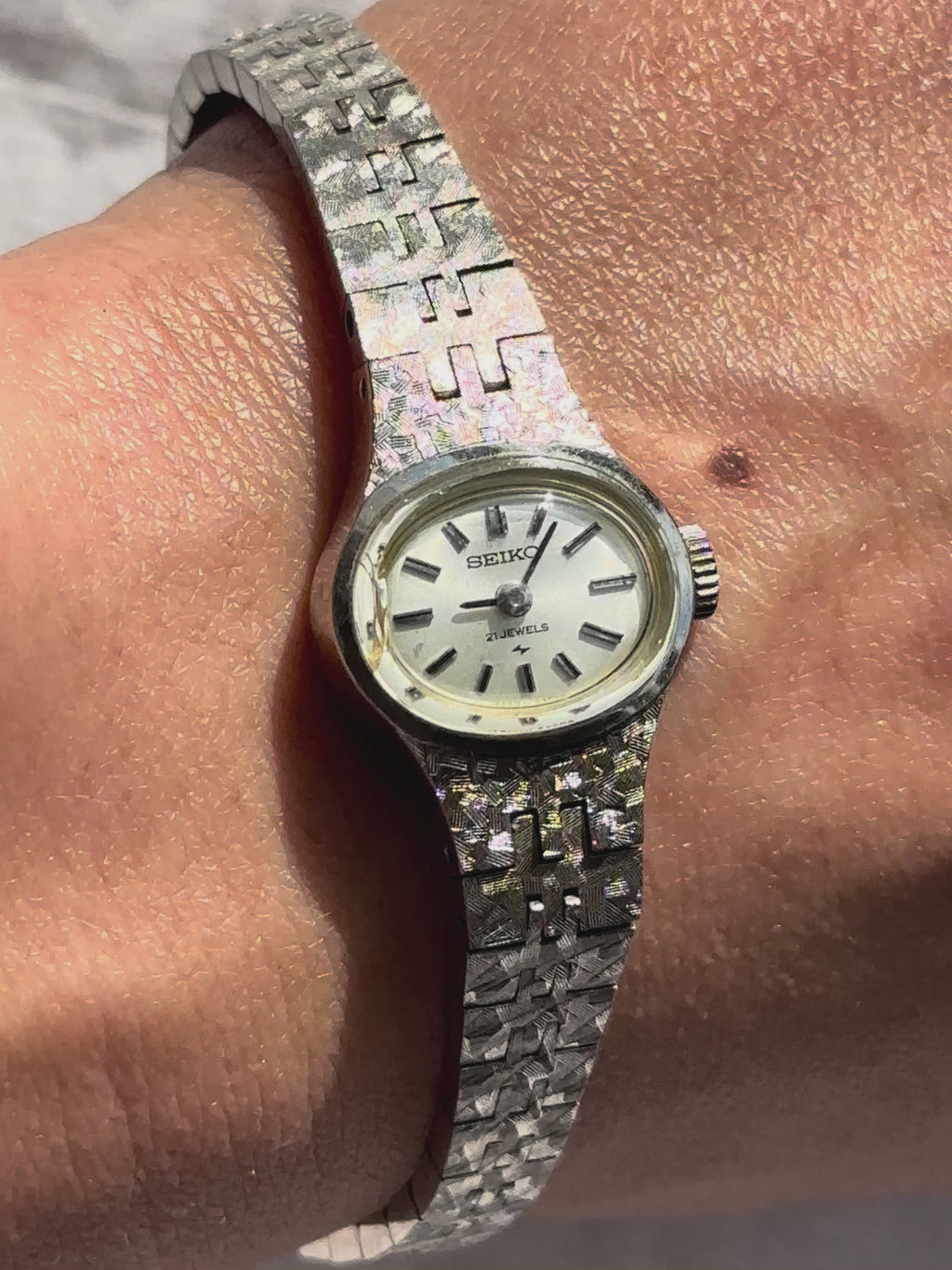 1970s Seiko silver-plated oval slim mechanical watch