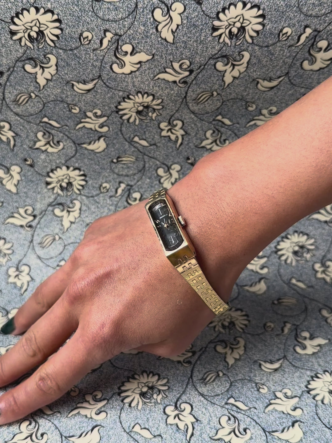 1970s Seiko mirror dial gold-plated mechanical watch