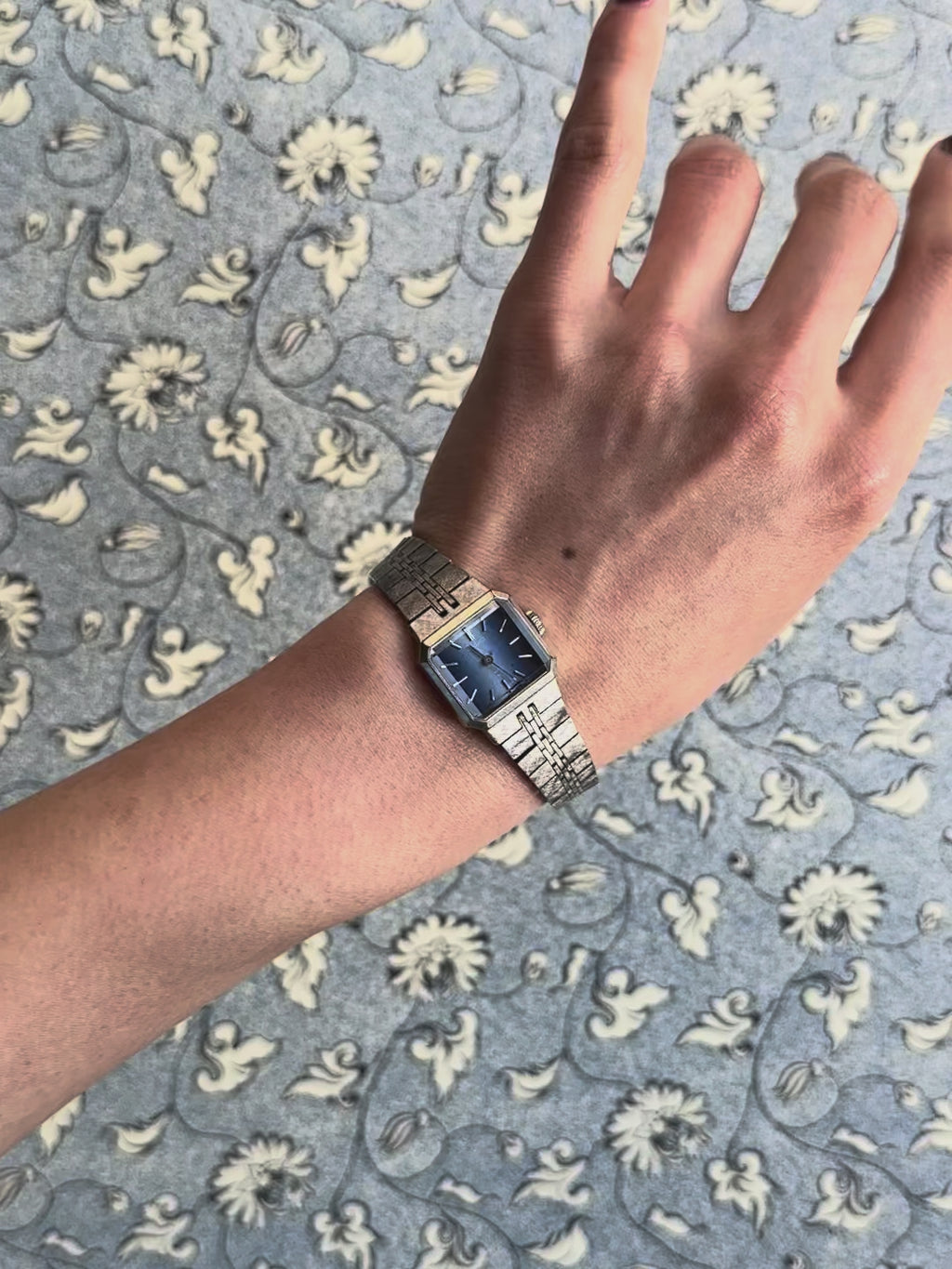 1970s Seiko blue dial silver-plated mechanical watch