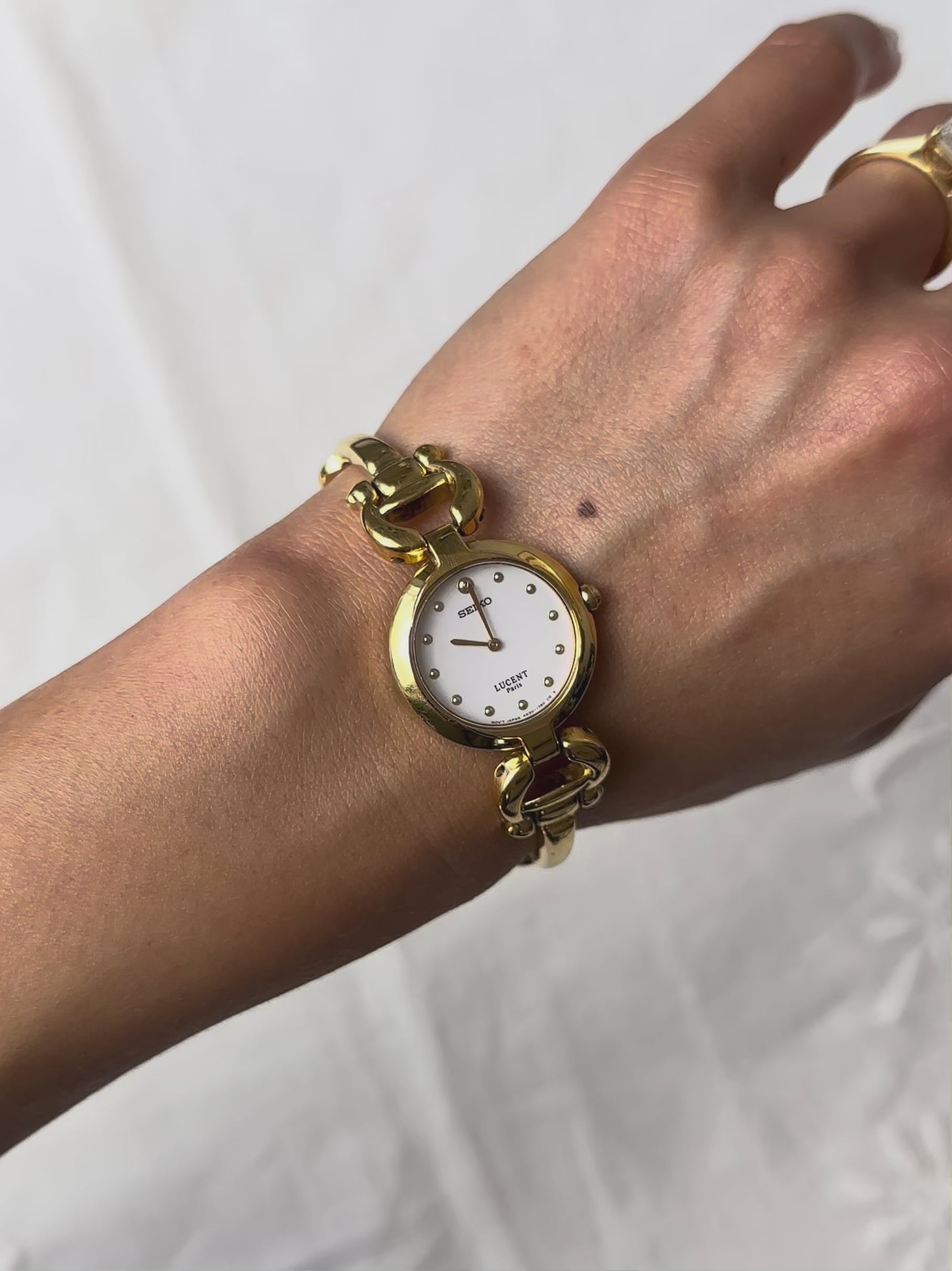 1980s Seiko Lucent bangle quartz watch