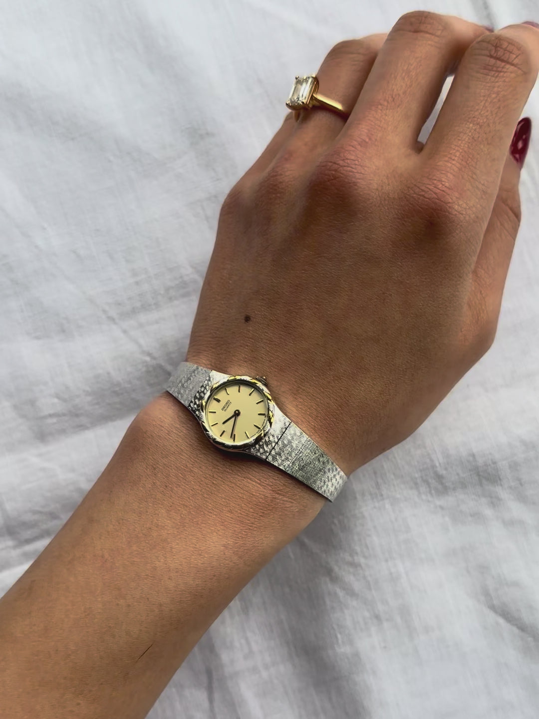 1980s Seiko round two-tone quartz watch