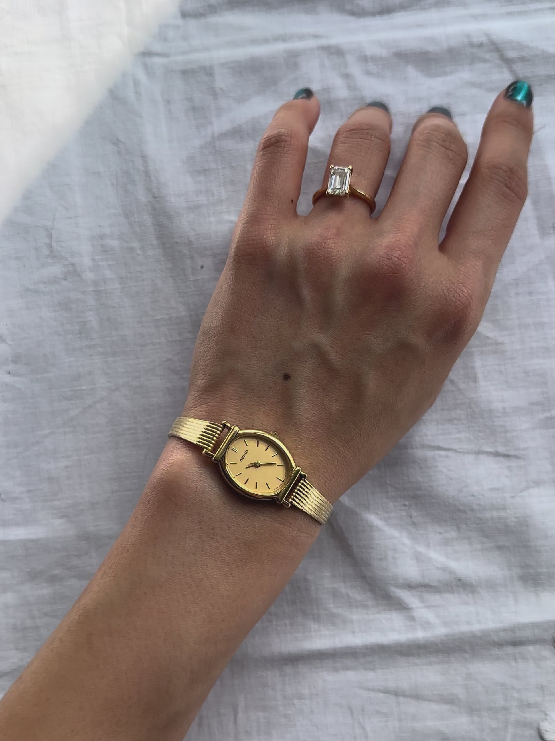 1980s Seiko Patterned Bracelet Quartz Watch