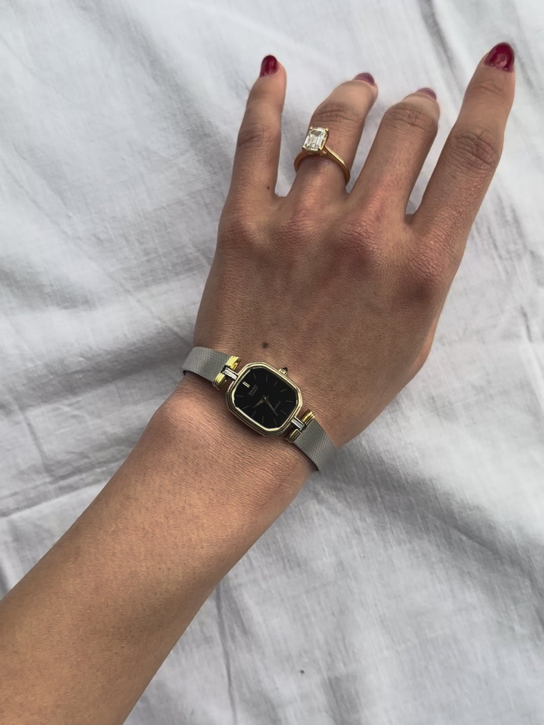1980s Seiko Exceline black dial two-tone quartz watch