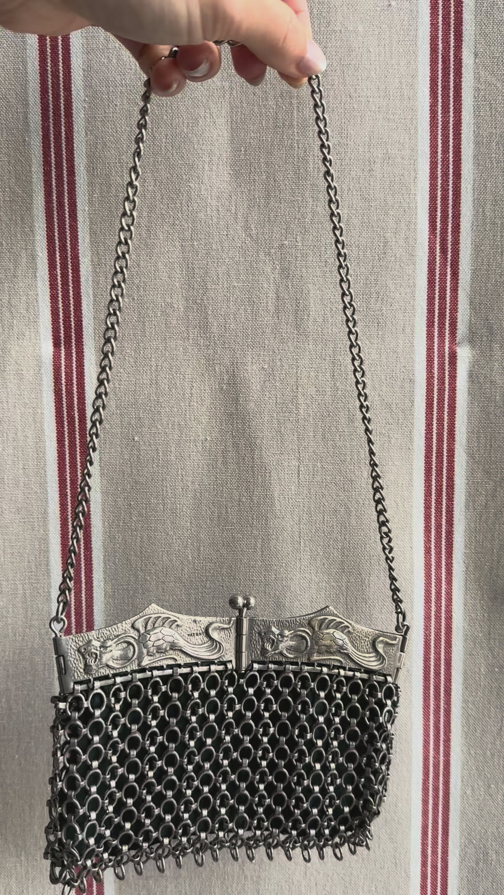 1920s Dragon Silver-Tone Chainmail Evening Bag